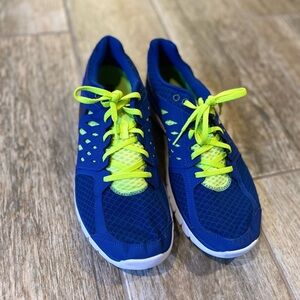 Nike Flex 2013 Run 579821-400 Blue Running Shoes Sneakers - Mens US
Size 11 -